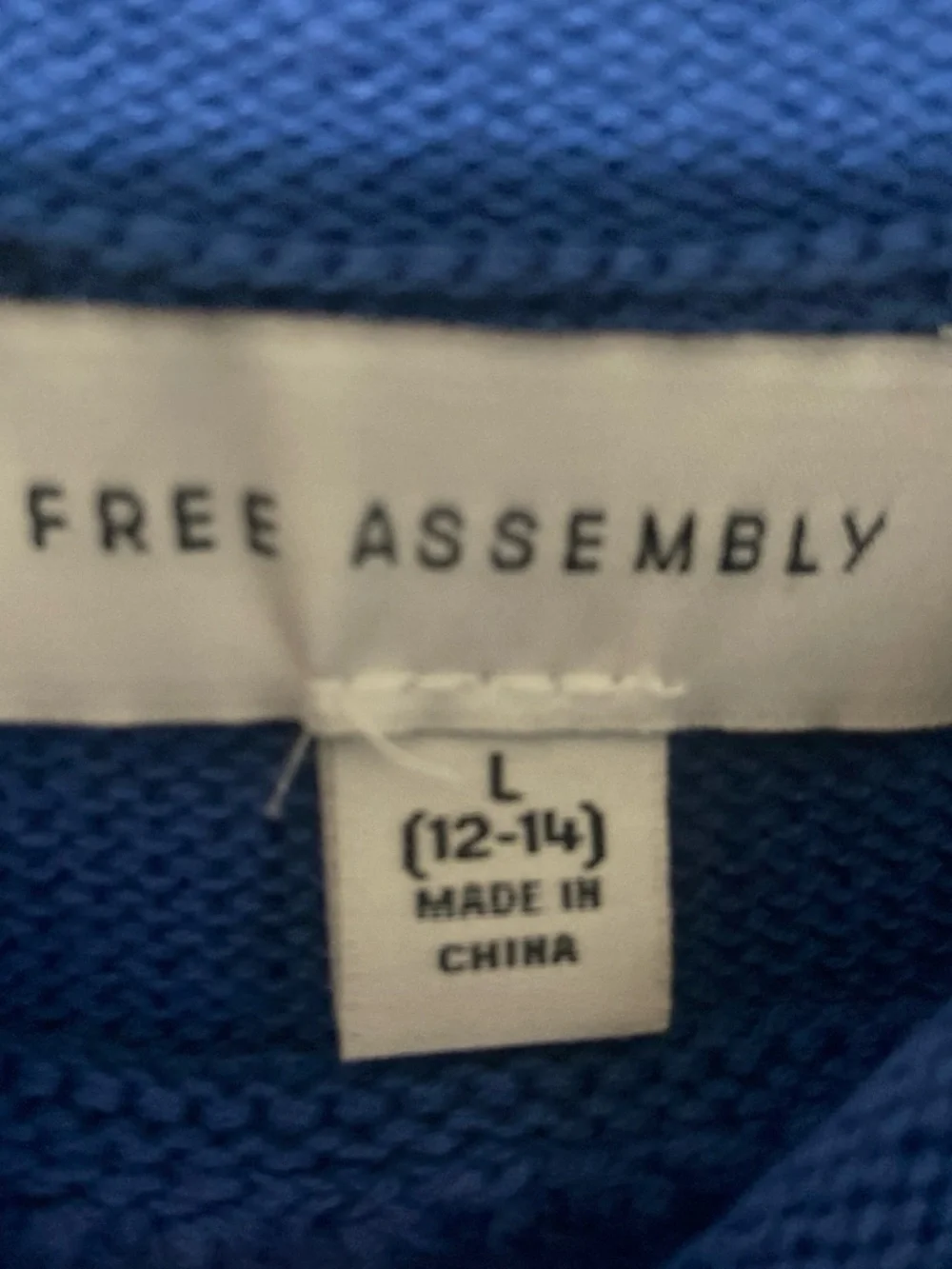 Free assembly Royal Blue Sailboat Knit Pullover Sweater large